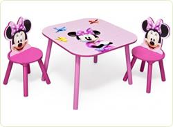 Set masuta si 2 scaunele Disney Minnie Mouse